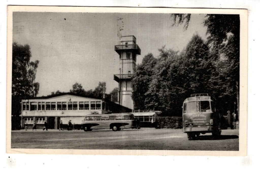 Apeldoorn Autobus  Parkeerplaats  1956, Ophalen of Verzenden, 1940 tot 1960, Gelopen, Gelderland