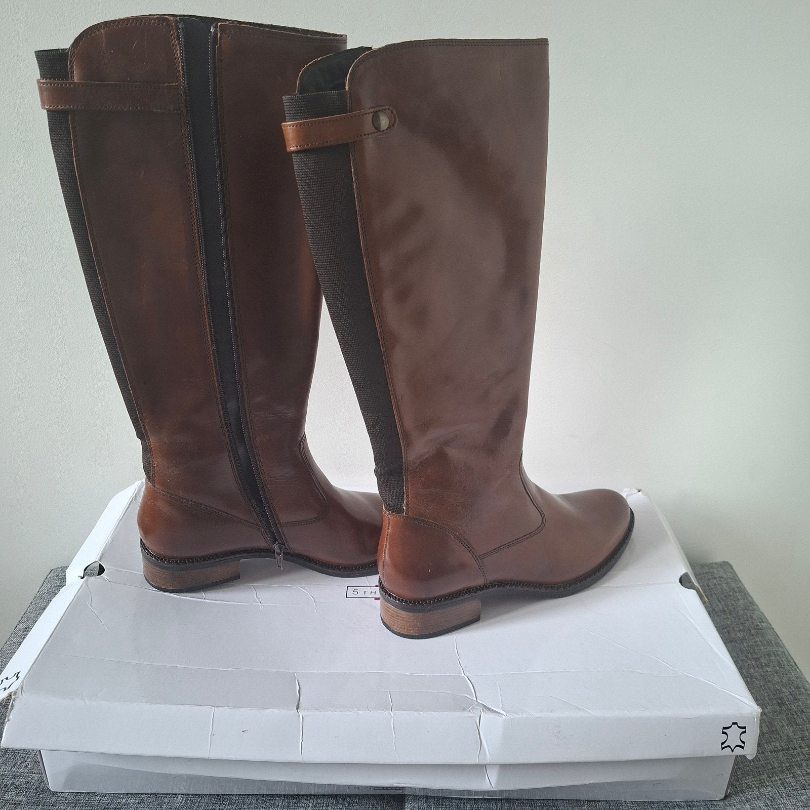 Nieuwe leren bruine laarzen maat 41, Ophalen of Verzenden, Nieuw, Bruin, Hoge laarzen