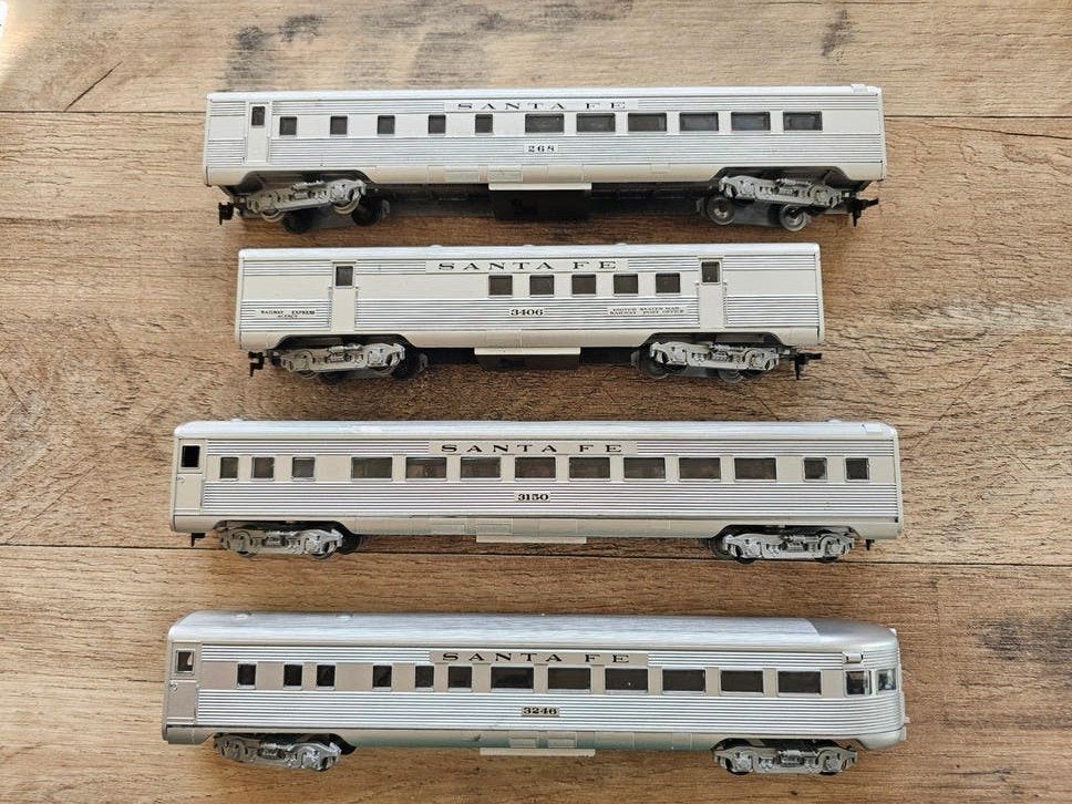 Modeltrein  athearn HO USA Santa Fe 4-delig, Hobby en Vrije tijd, Overige merken, Treinset, Gelijkstroom, Ophalen of Verzenden