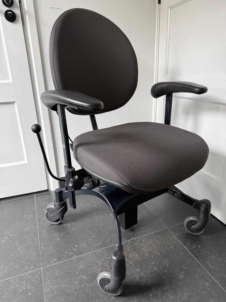 ZGAN Vela Tango 200EF trippelstoel. Elek. Hoog/laag 80cm!, Ophalen, Zo goed als nieuw
