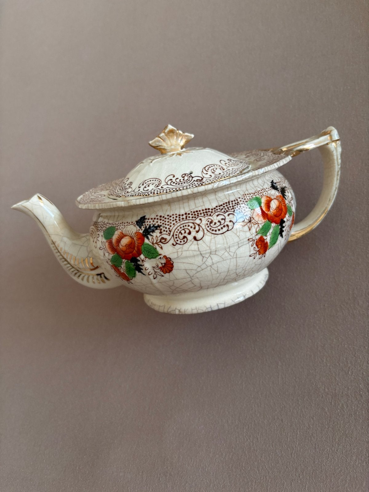 Antieke theepot met bloemmotief en craquelé, Ophalen of Verzenden