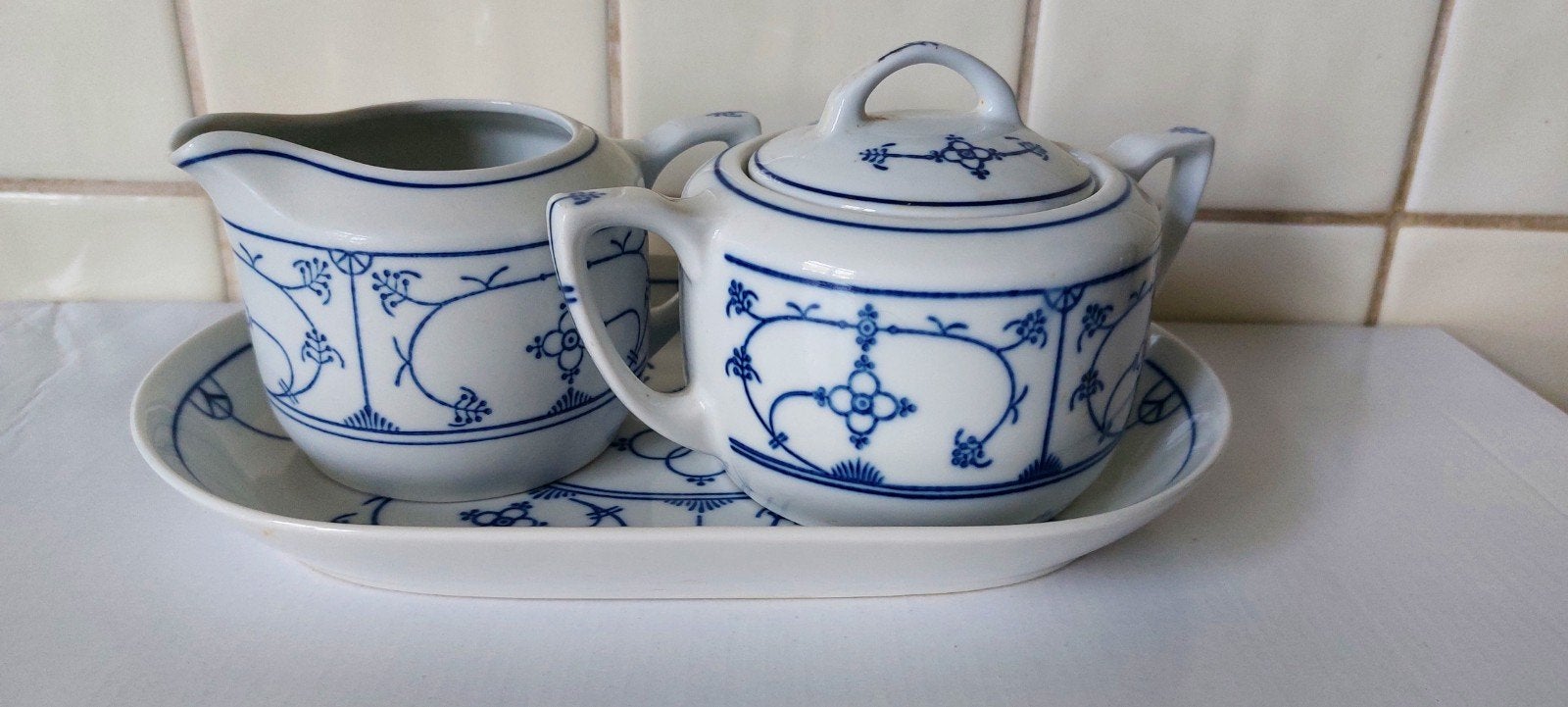 Vintage Jäger Eisenberg Blau Saks Melkstel met schaaltje, Ophalen of Verzenden