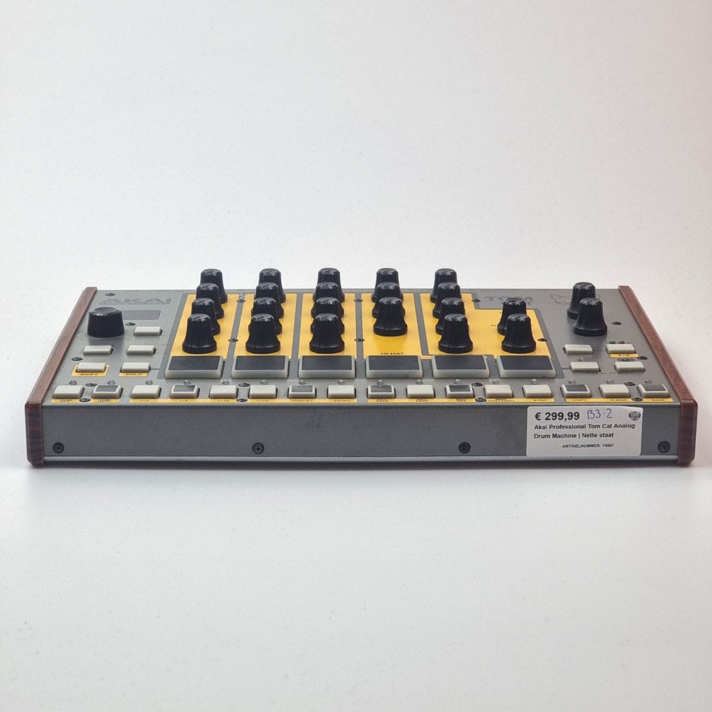 Akai Professional Tom Cat Analog Drum Machine | Nette staat, Muziek en Instrumenten, Akai, Zo goed als nieuw, Support@akai.com