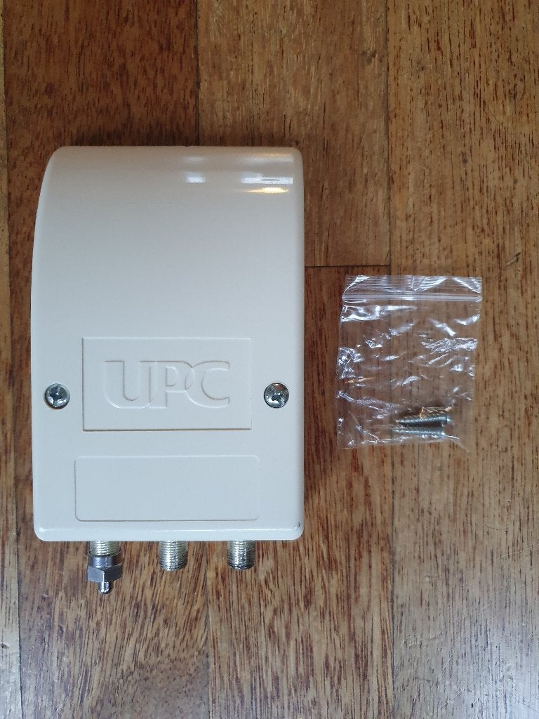 Tratec TRIS-306P hoogwaardige splitter, Ophalen of Verzenden, Zo goed als nieuw, Minder dan 2 meter, Overige kabels