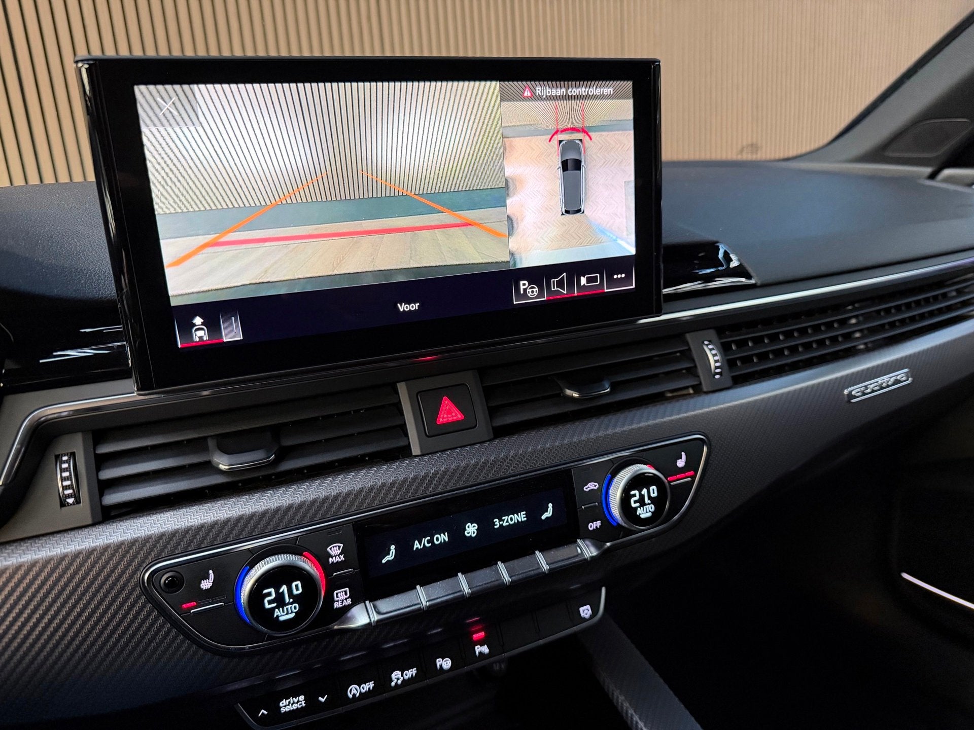 Foto 15 van Audi RS4 Avant 2.9 TFSI Quattro - Keramic - Pano - B&O