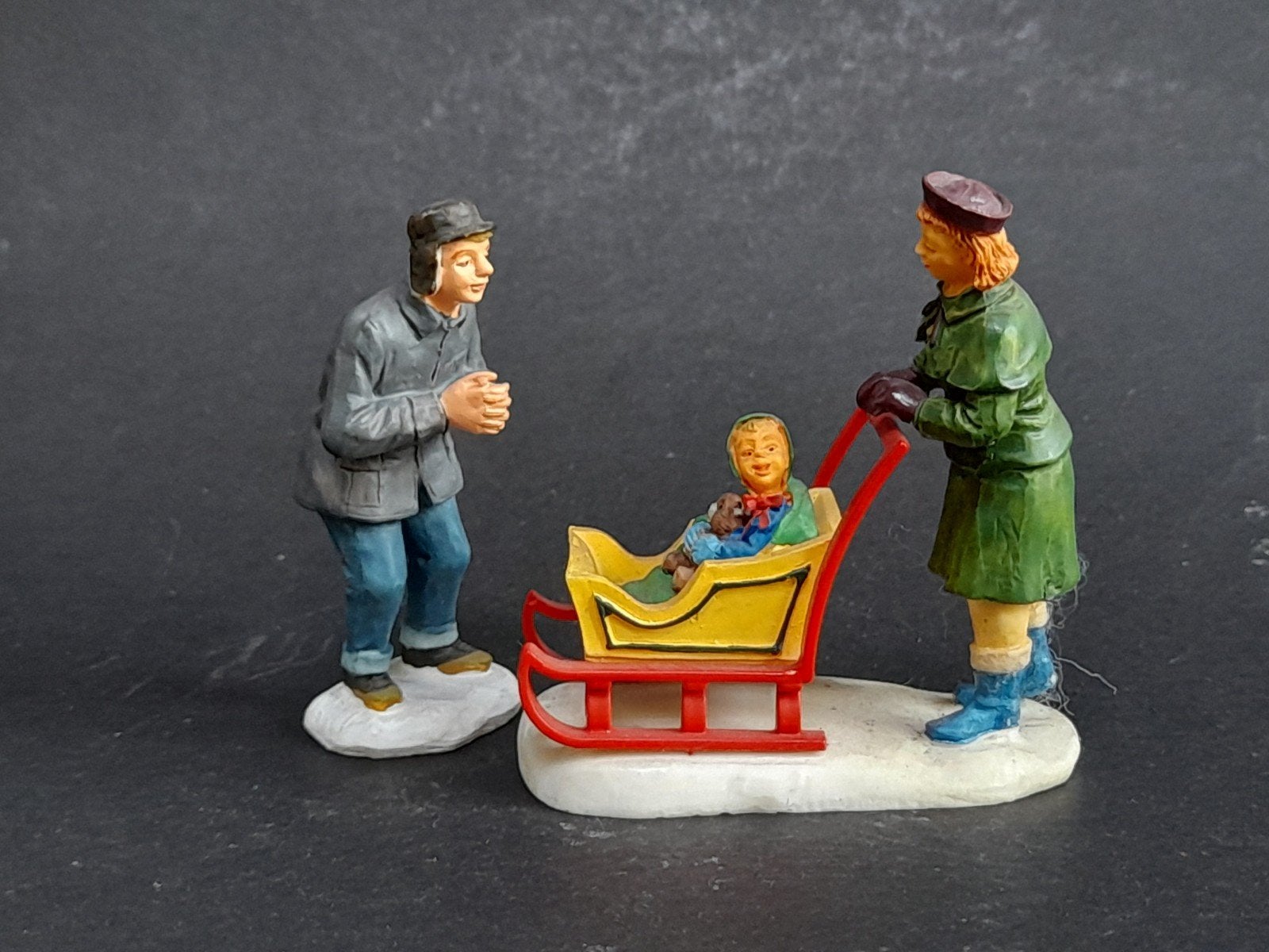 lemax kerst figuren d28 kerstdorp kersthuisjes, Verzenden