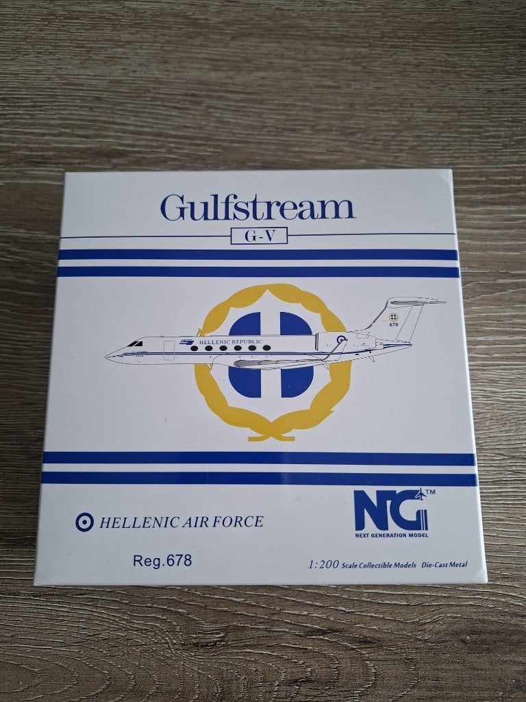 Schaalmodel Gulfstream G-V Reg 678 HELLENIC AIR FORCE NG, Ophalen, Zo goed als nieuw, Schaalmodel