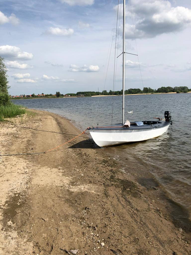 Polyester Spanker zeilboot met trailer, vaarklaar, Watersport en Boten, Open zeilboten, Ophalen, Gebruikt, Polyester, Spanker