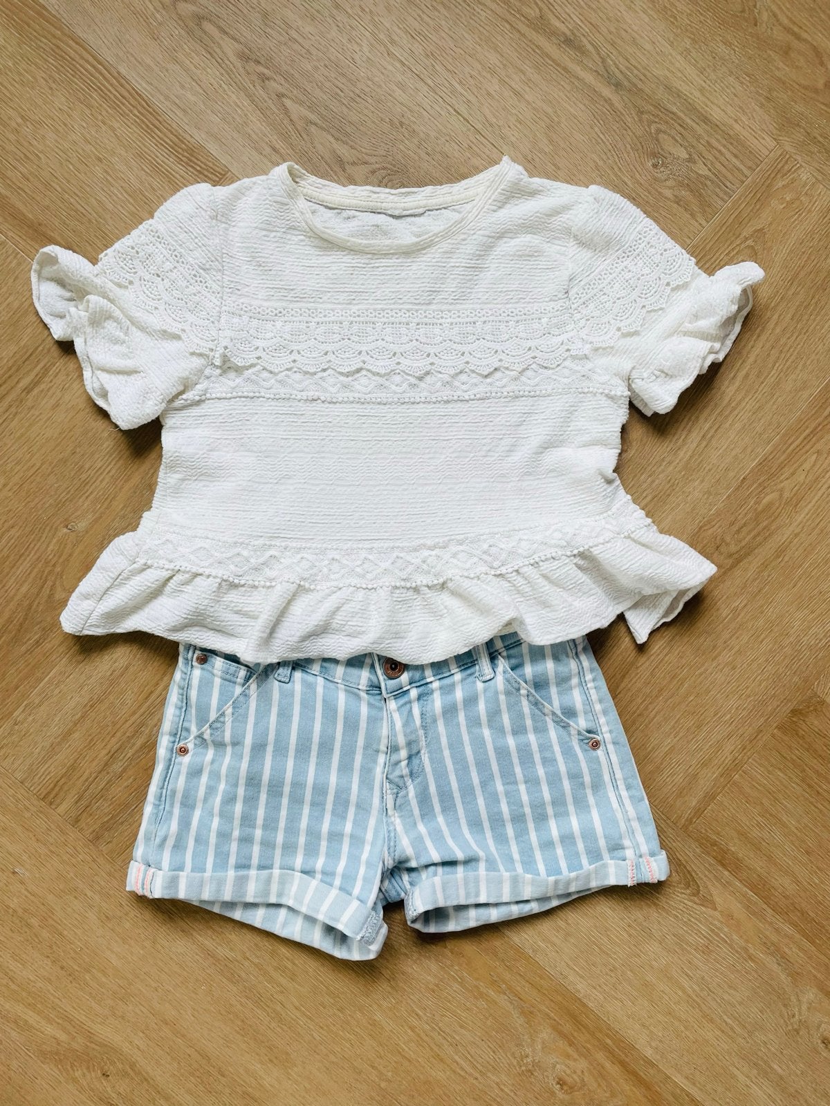 Zomers Wit topje maat 128, Verzenden, Zo goed als nieuw, Meisje, Shirt of Longsleeve