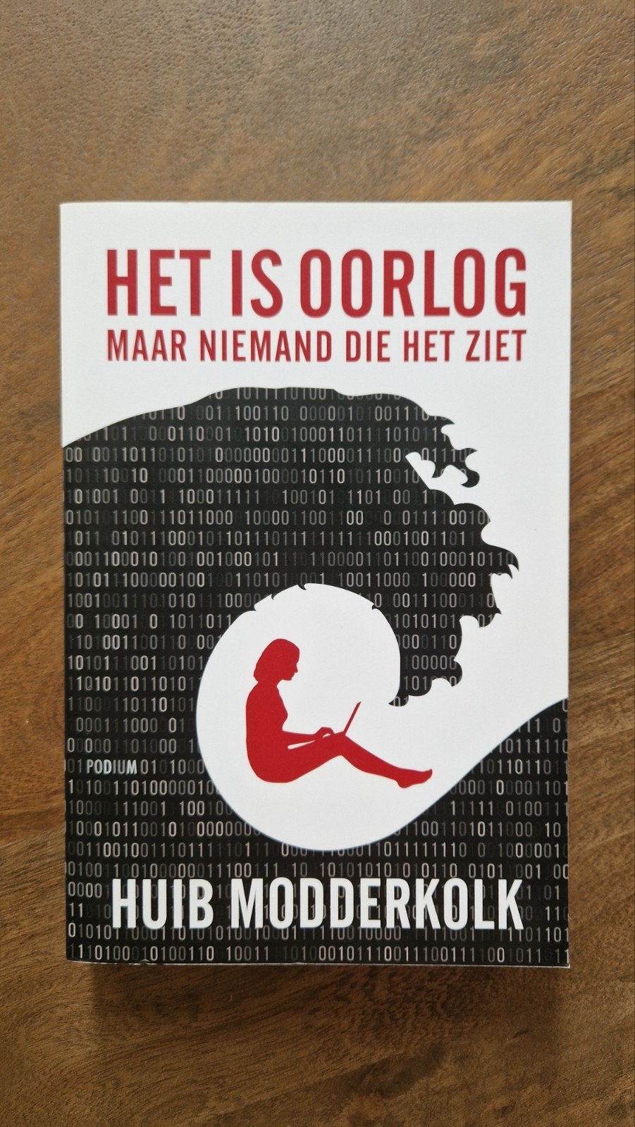 Het is oorlog maar niemand die het ziet - Huib Modderkolk, Ophalen of Verzenden, Zo goed als nieuw, Huib Modderkolk, Nederland