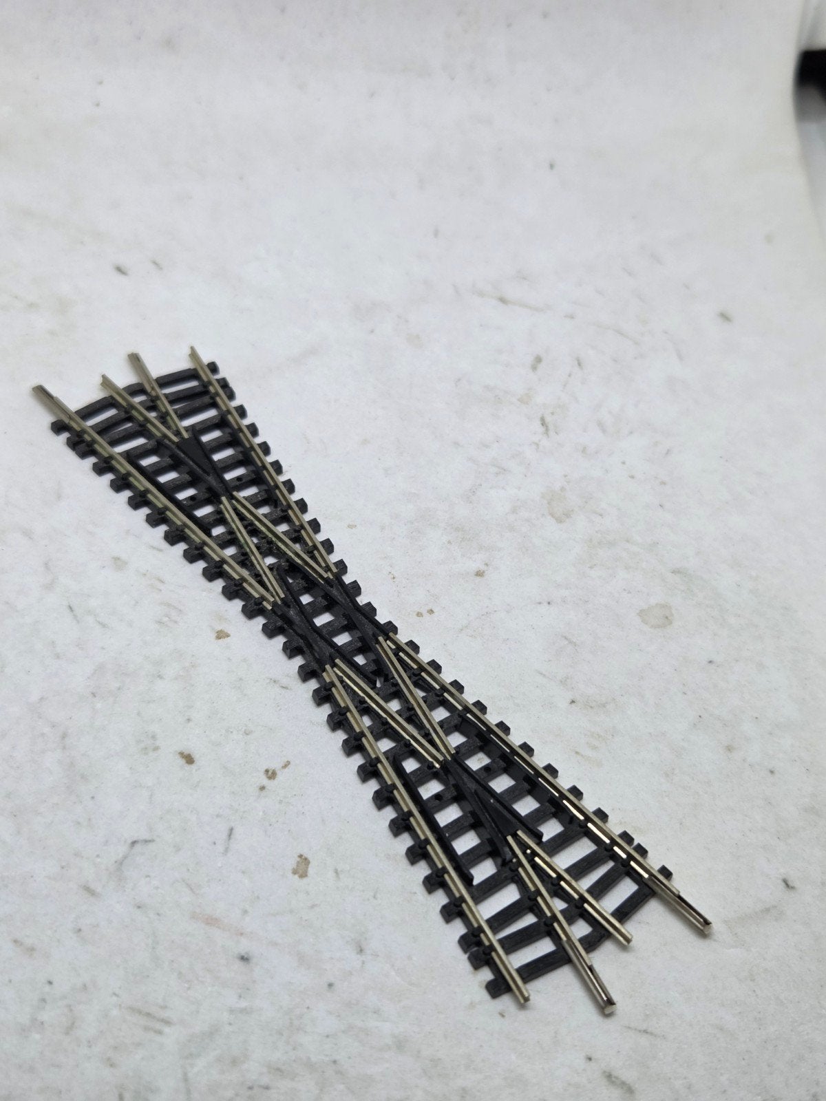 Minitrix 15° kruising - N-spoor modelspoorbaan, Hobby en Vrije tijd, Modeltreinen | N-Spoor, Gebruikt, Gelijkstroom, Trix, Analoog