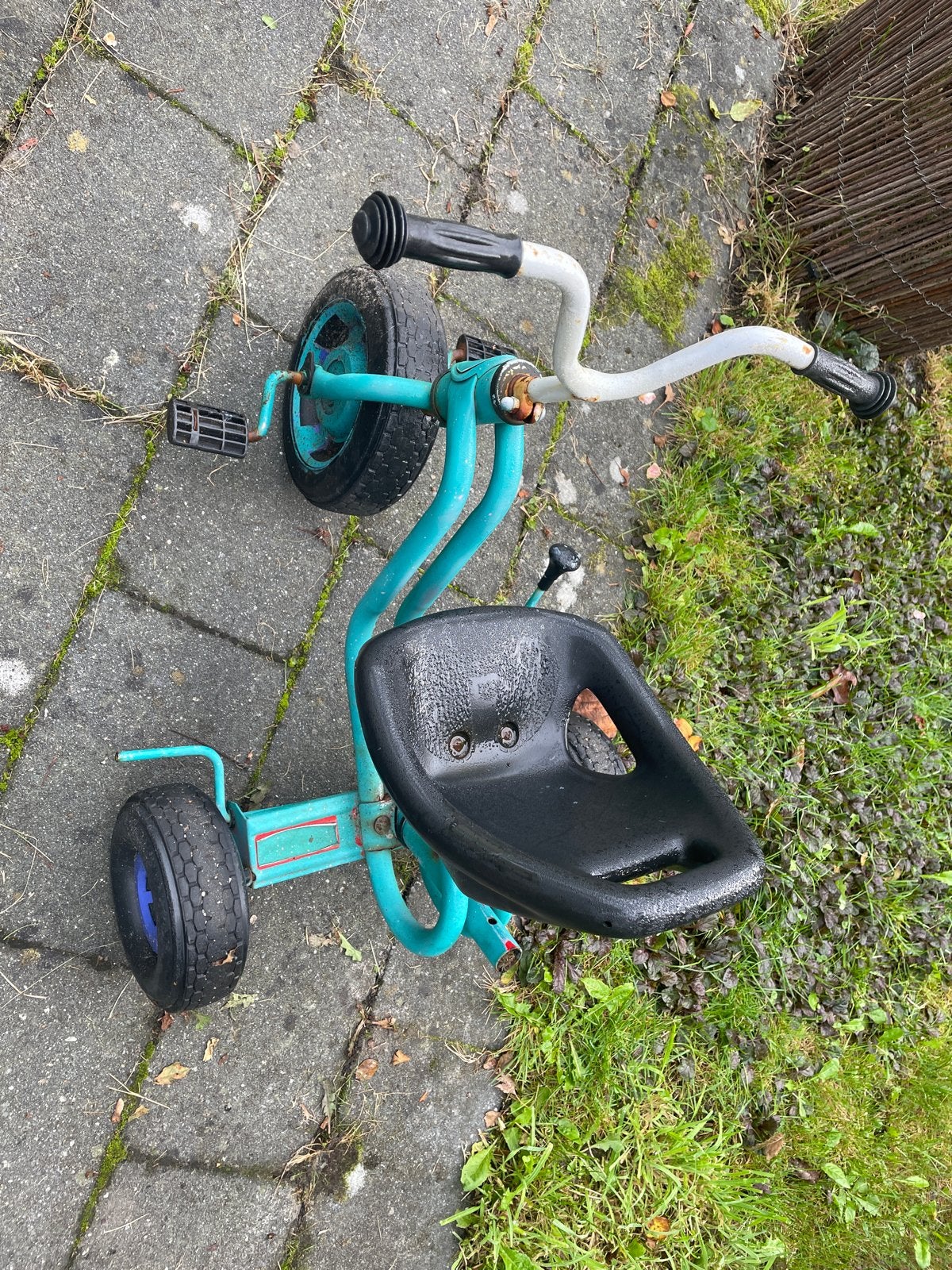 Gratis opknapper: driewieler met handrem, Fietsen en Brommers, Ophalen, Gebruikt, Velgrem
