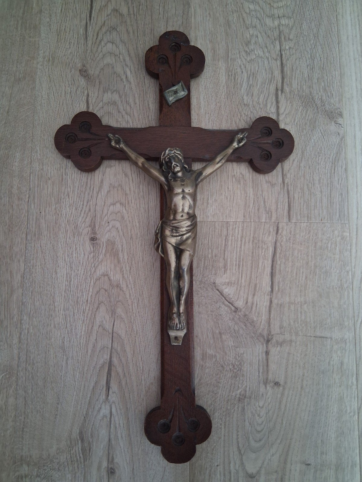 Antiek houten kruisbeeld met metalen corpus, Antiek en Kunst, Ophalen of Verzenden