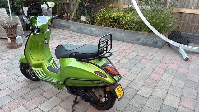 Vespa Sprint 4T 25km/u - Levendig Groen., Ophalen, Gebruikt, Maximaal 45 km/u, Vespa S