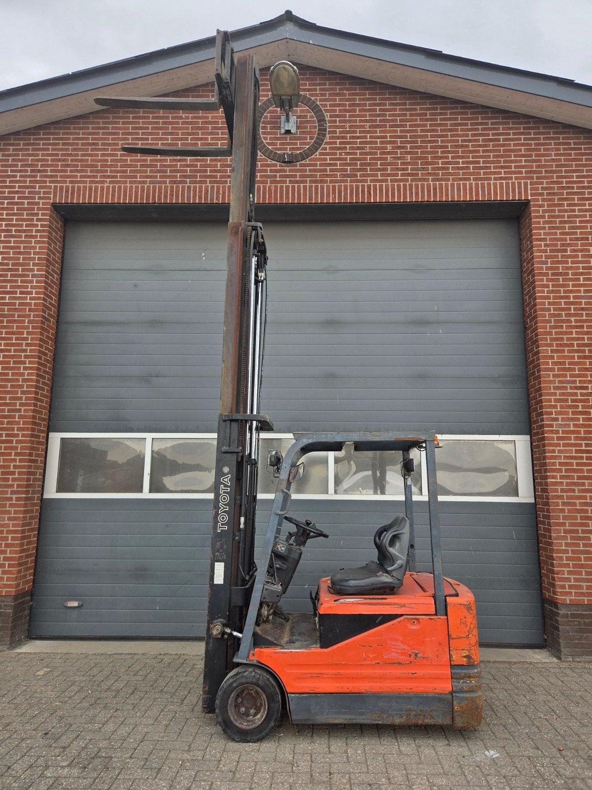 Heftruck Toyota 1800 Kg Triplex Sideshift Freelift 2002, Zakelijke goederen, Machines en Bouw | Heftrucks en Intern transport