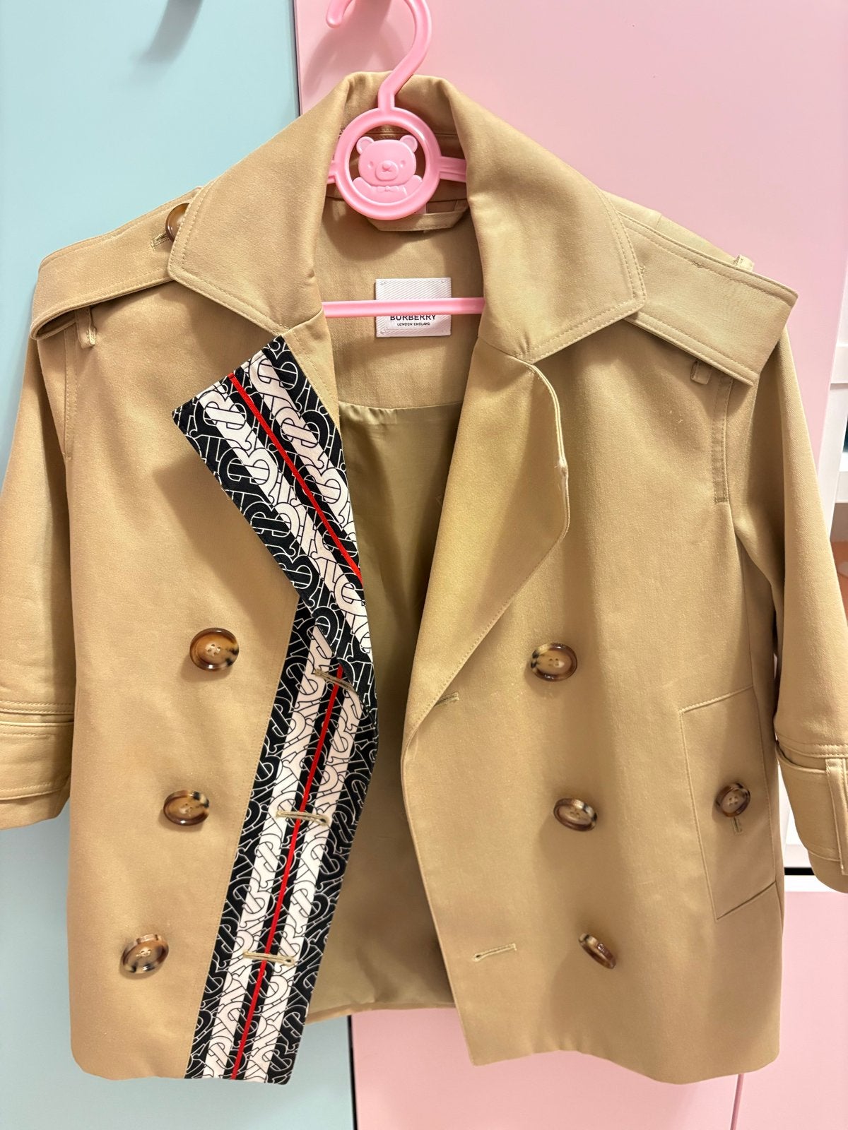 Burberry Trenchcoat voor Kinderen - Beige, Maat 104 cm, Ophalen of Verzenden, Zo goed als nieuw, Jongen of Meisje, Jas
