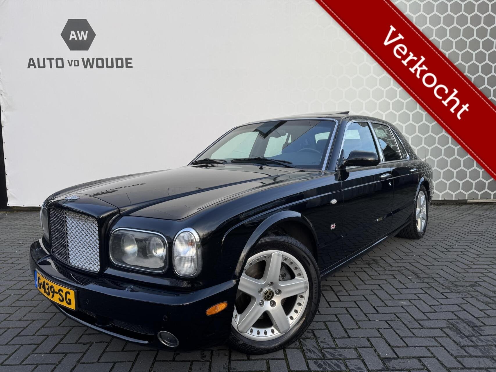 Bentley Arnage 6.8 V8 T 460PK Schuifdak Zwart Leer Schuifdak, Auto's, Automaat, Achterwielaandrijving, 6761 cc, 4 stoelen