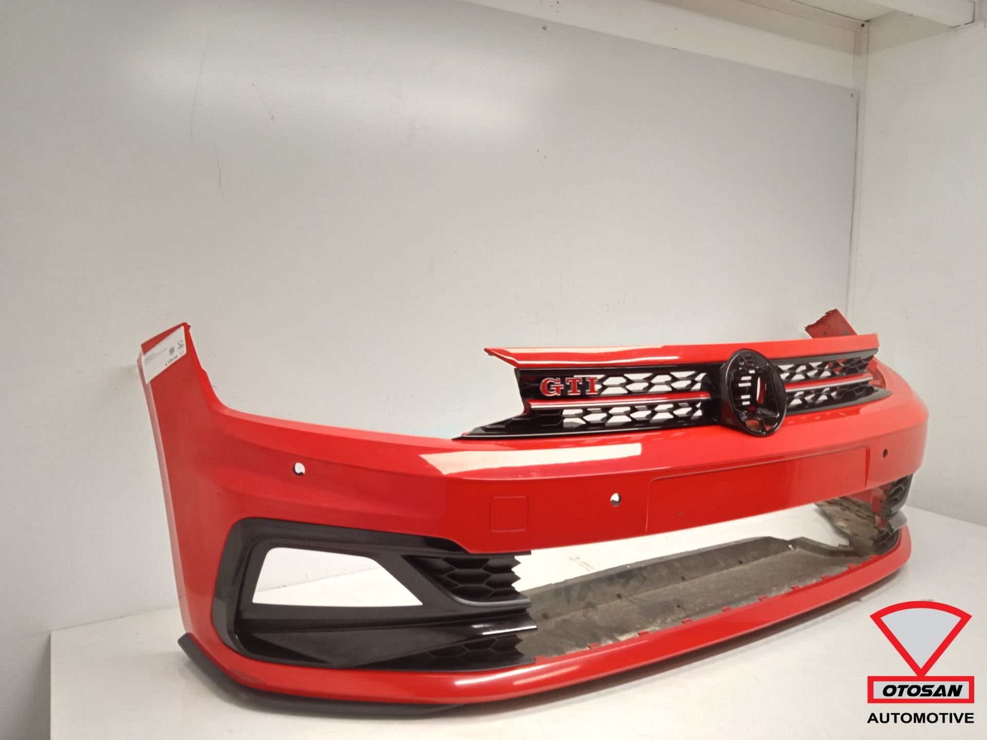 VW Polo 2G GTI R-Line Voorbumper Origineel! 2017-2021 4x PDC, Gebruikt, Volkswagen, Volkswagen AG, Bumper