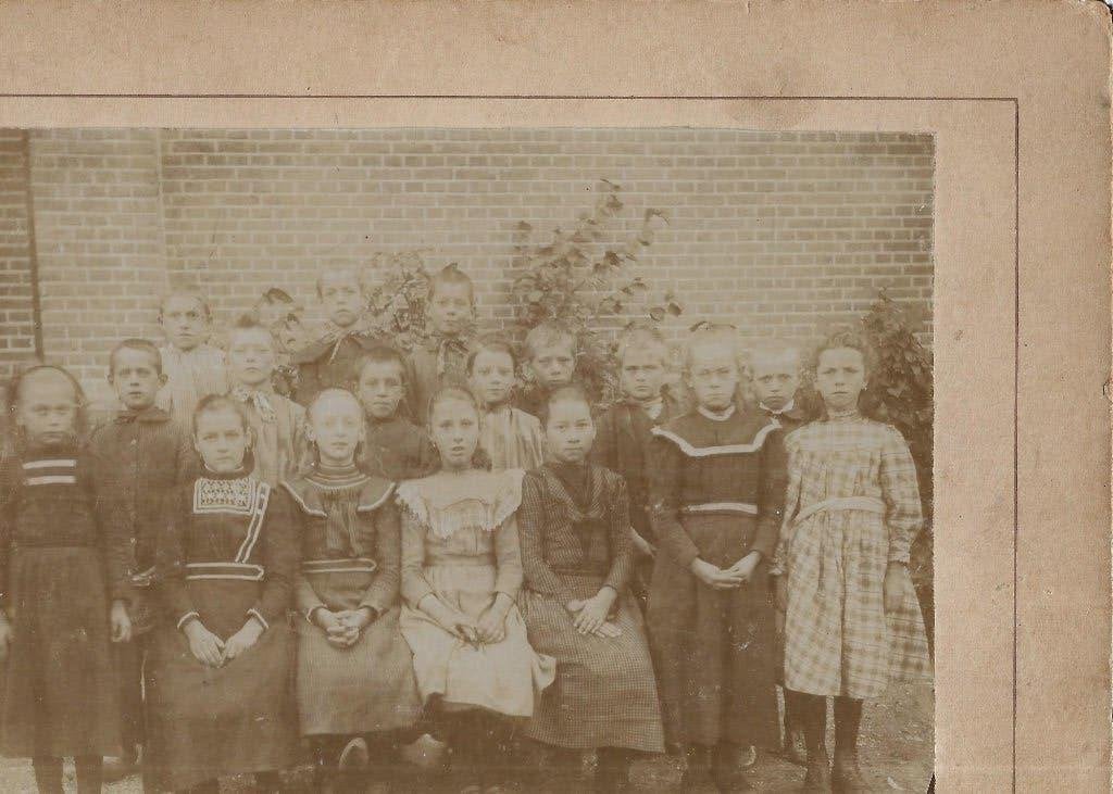 Westland Onbekend Klassenfoto buiten Kabinetsfoto, Verzamelen, Ansichtkaarten | Nederland, Ophalen of Verzenden, Voor 1920, Ongelopen