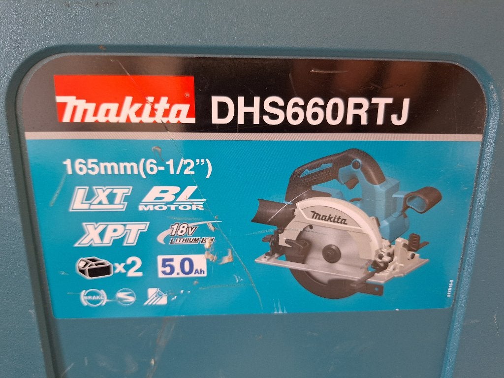Makita cirkelzaag 18V DHS660RTJ met 2x accu, Ophalen, Cirkelzaag, Zo goed als nieuw, Makita
