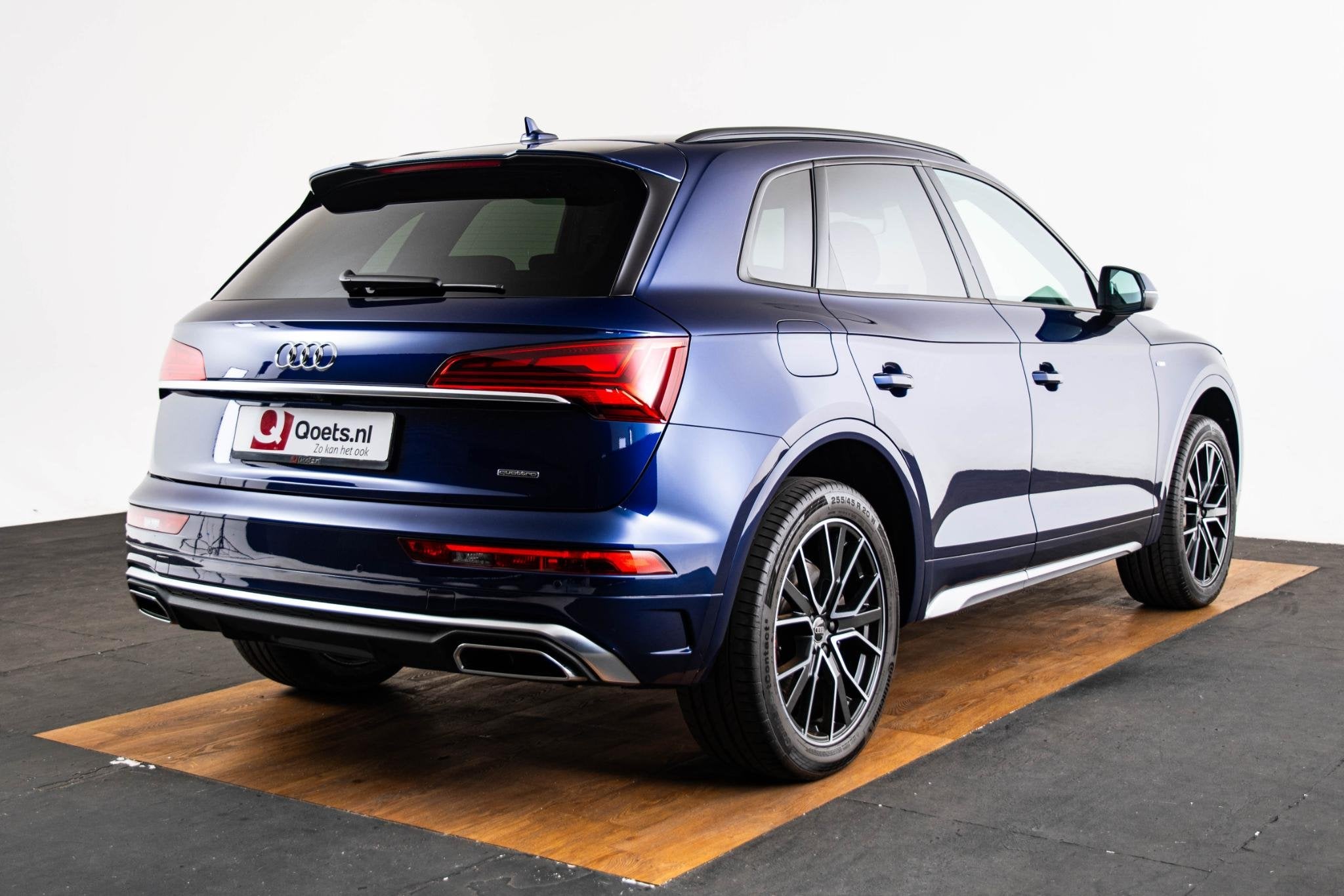 Audi Q5 50 TFSI e S edition Trekhaak - Privacy glas - Interi, Auto's, Audi, Automaat, 14 kWh, Gebruikt, 4 cilinders