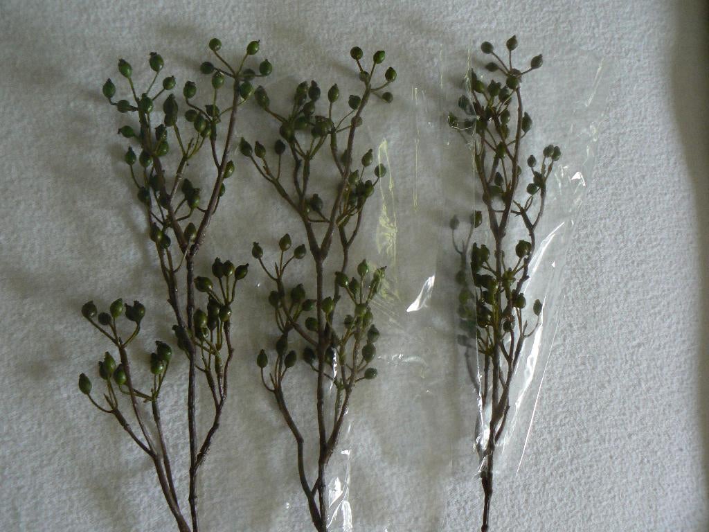 3 Kunsttakken Rozenbottels groen kunst 62 cm lang NIEUW, Binnen, 62 cm, Groen, Nieuw