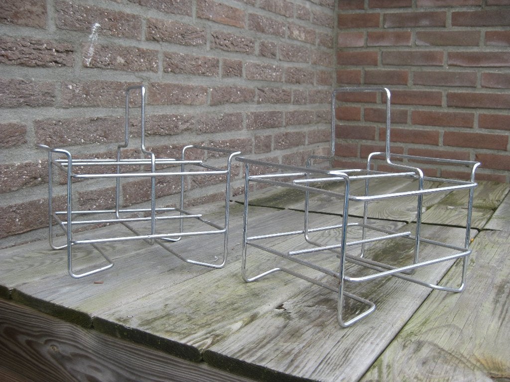 Retro metalen flessenrekje voor 4 flessen l, Ophalen of Verzenden, Gebruikt