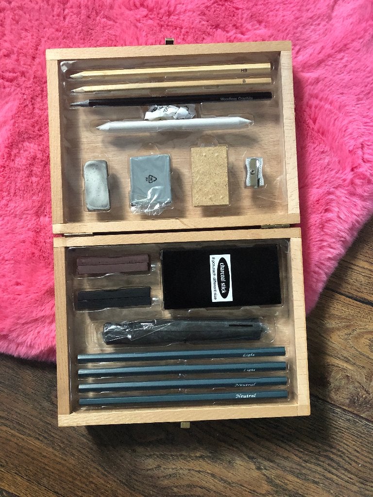 Luxe Houten Tekendoos | 25-delig | Koolpotloden & Schets Set, Ophalen of Verzenden, Zo goed als nieuw, Potlood of Stift