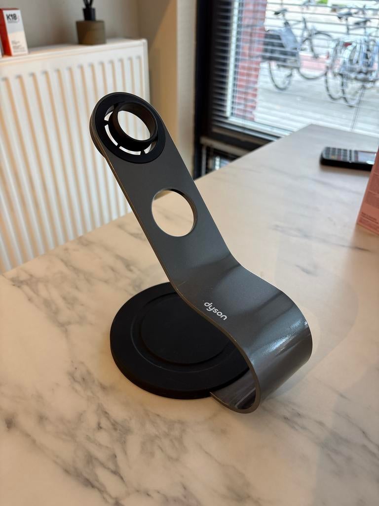 Dyson Föhnhouder - Stijlvolle en praktische standaard, Ophalen of Verzenden, Zo goed als nieuw