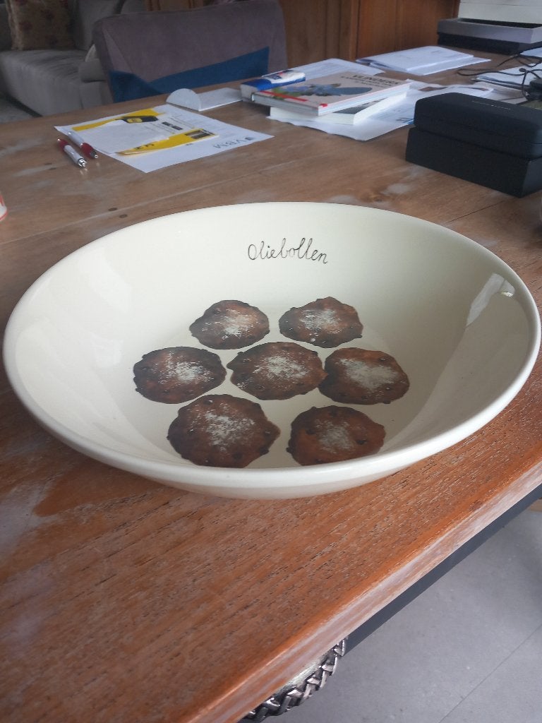 Jet Oliebollen en Vegetable schaal, Huis en Inrichting, Keuken | Servies, Zo goed als nieuw, Overige typen, Overige stijlen, Keramiek