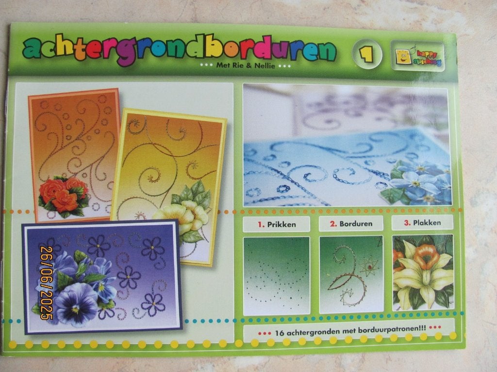 NIEUW boek ACHTERGRONDBORDUREN 1 Rie Nellie Happy Stitching, Ophalen of Verzenden, Nieuw, Overige thema's, Overige typen