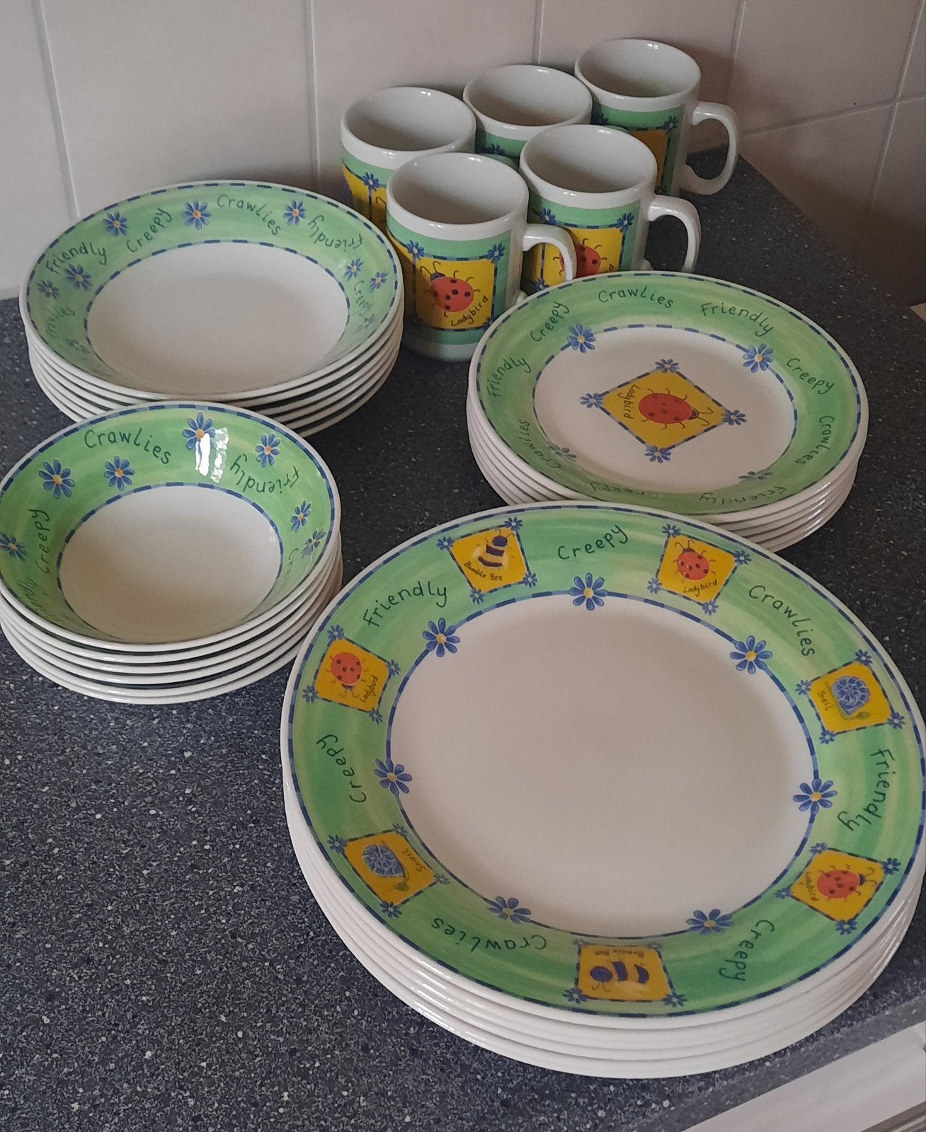 6 delig serviesgoed, Ophalen, Zo goed als nieuw, Overige stijlen, Kop(pen) en/of Schotel(s)