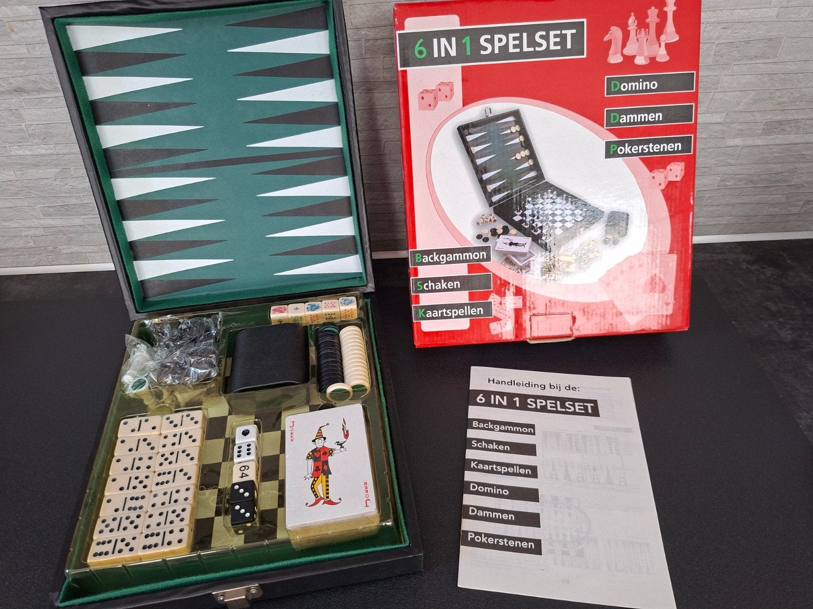 6 in 1 Spelset luxe koffer nieuw in doos kaarten enz ingesae, Drie of vier spelers, Ophalen of Verzenden, Nieuw