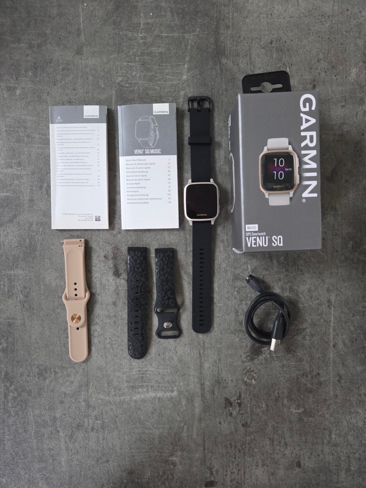 Garmin Venu Sq Music Smartwatch - Zo goed als nieuw, Conditie, Zwart, Garmin, Ophalen of Verzenden