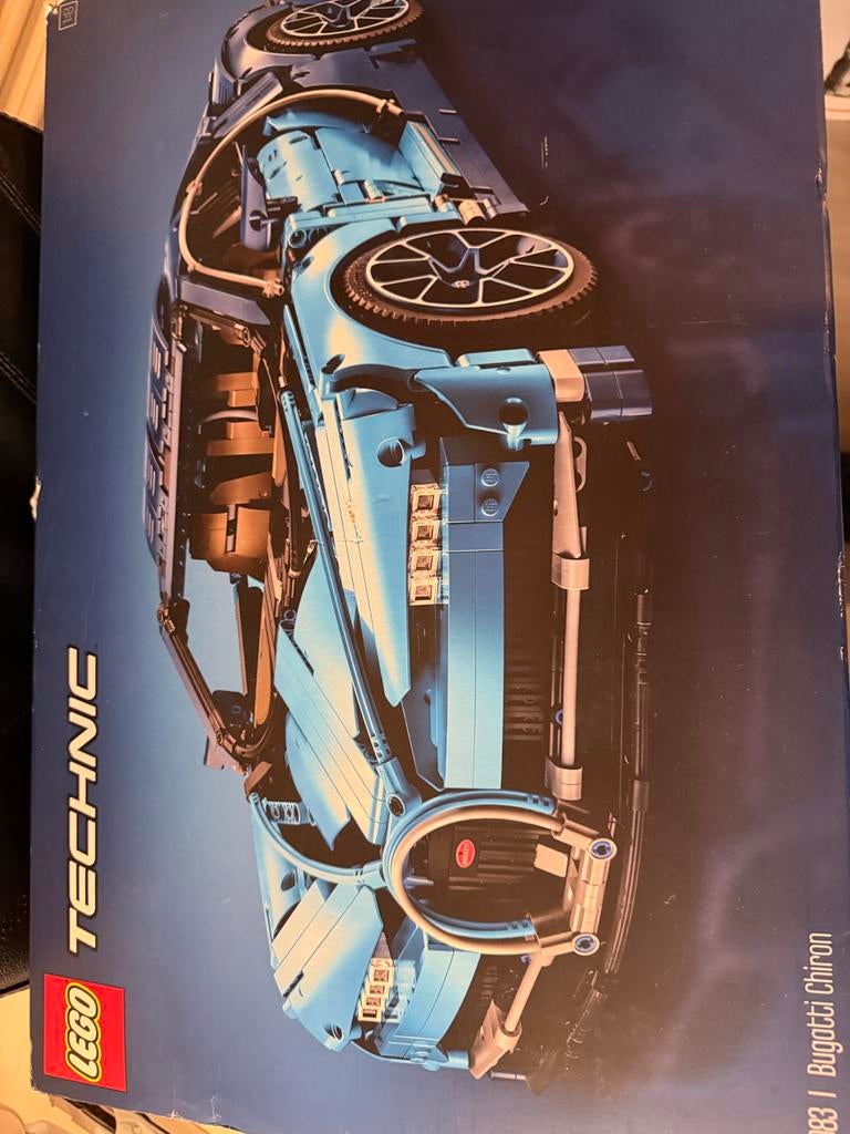 Lego Technic Bugatti Chiron 42083 - Zo goed als nieuw, Auto, Groter dan 1:32, Zo goed als nieuw, Ophalen