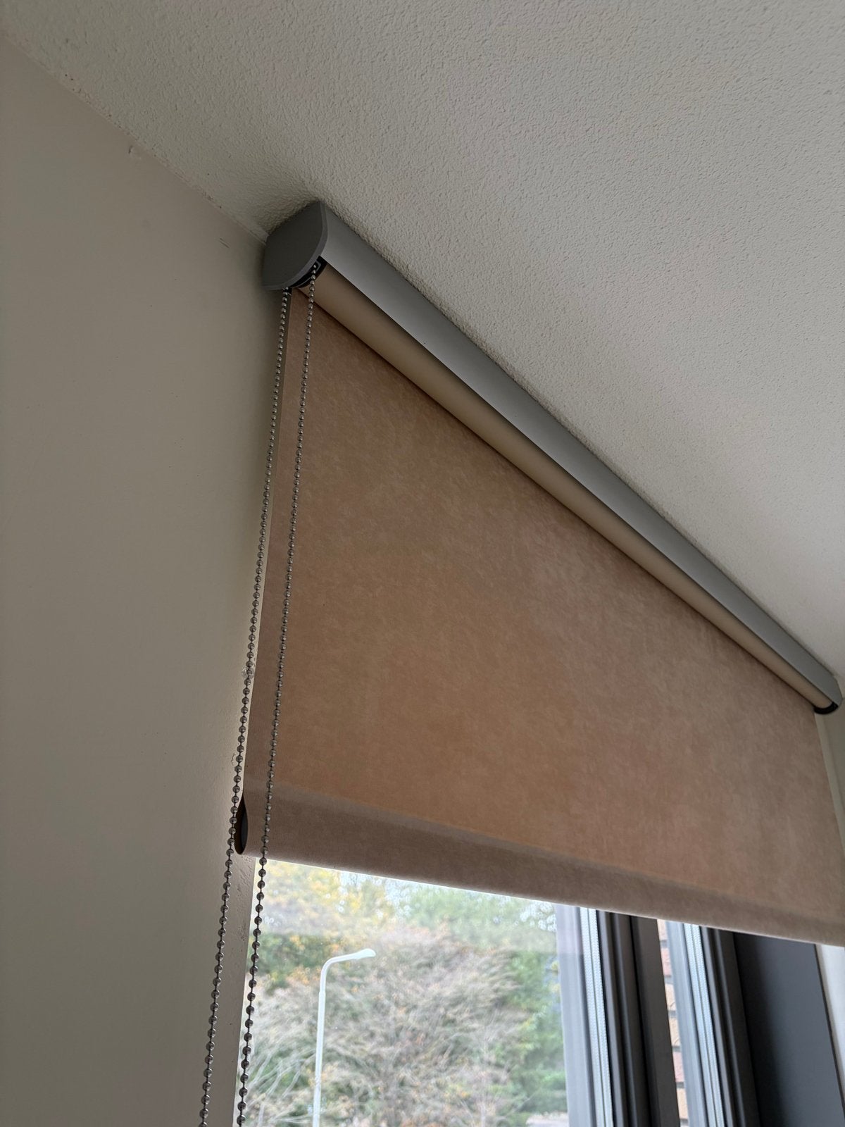 Op Maat Verduisterend Rolgordijn met Aluminium Kap 150x180, Ophalen, Overige merken, Bruin, Verduisterend