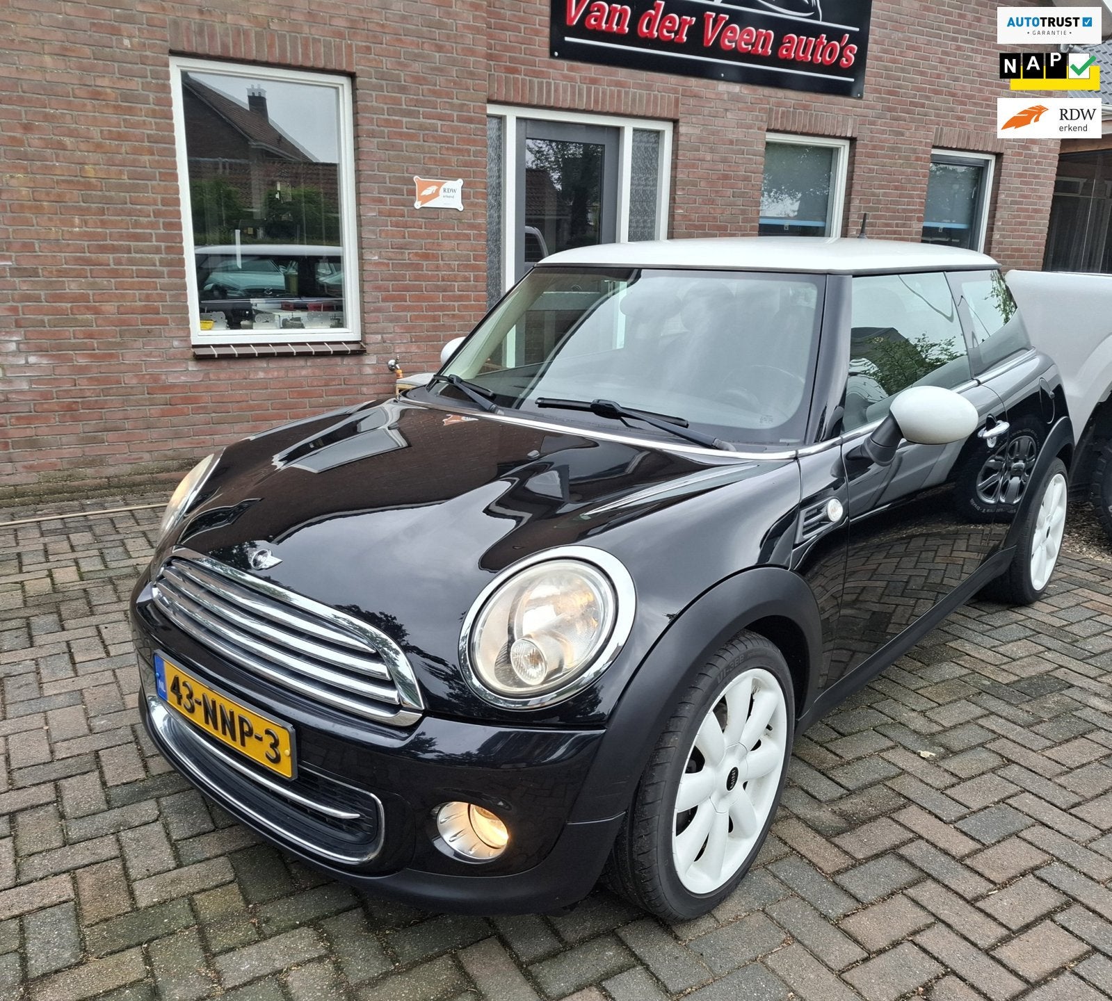 Mini 3-Deurs 1.6 Cooper Chili. Zeer netjes & goed onderhoude, Auto's, Voorwielaandrijving, Euro 5, Zwart, 4 cilinders