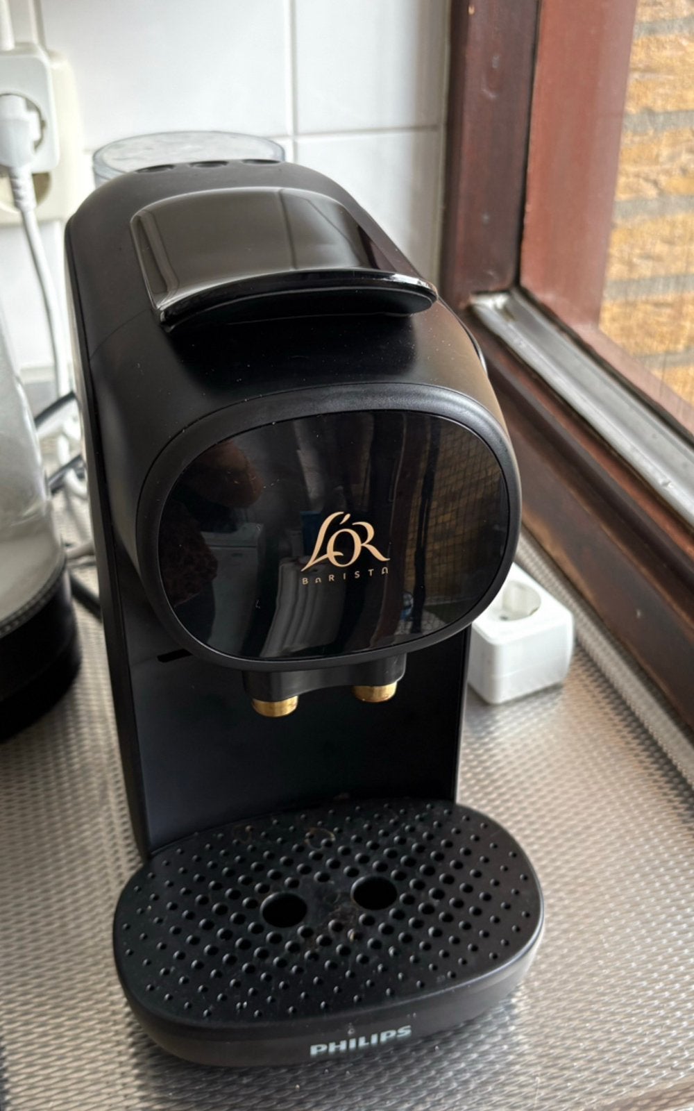Philips L'OR Barista Koffiezetapparaat Zwart, Witgoed en Apparatuur, Koffiezetapparaten, Ophalen, Koffiepads en cups, Espresso apparaat