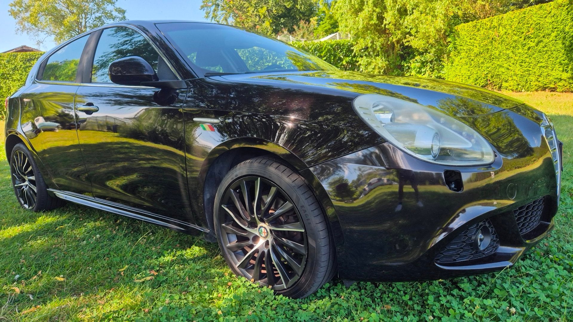 Alfa Romeo Giulietta 1.4 T Distinctive 5-DEURS AUTOMAAT NIEU, Euro 5, 4 cilinders, Zwart, Origineel Nederlands