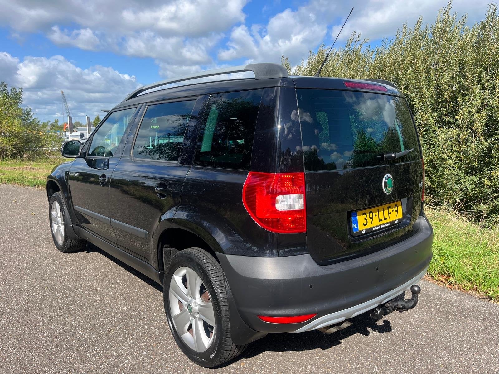SKODA Yeti 1.2 TSI | Clima | Cruise | Navi | Bluetooth | Sto, Auto's, Skoda, Voorwielaandrijving, Euro 5, 15 km/l, Gebruikt