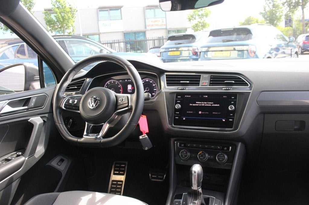 Volkswagen Tiguan 1.4 TSI 4Motion Highline Business R-Line |, Automaat, Gebruikt, Euro 6, 4 cilinders