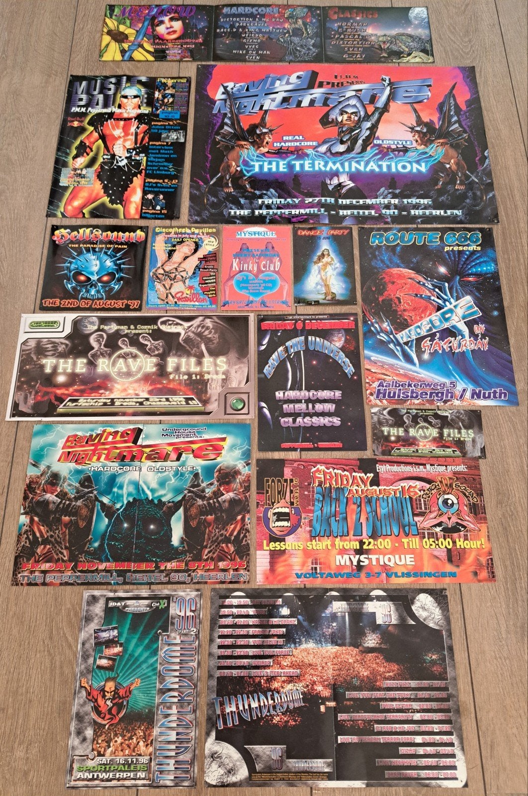 Mooie partij vroege jaren '90 Hardcore / Gabber flyers, Ophalen of Verzenden, Muziek