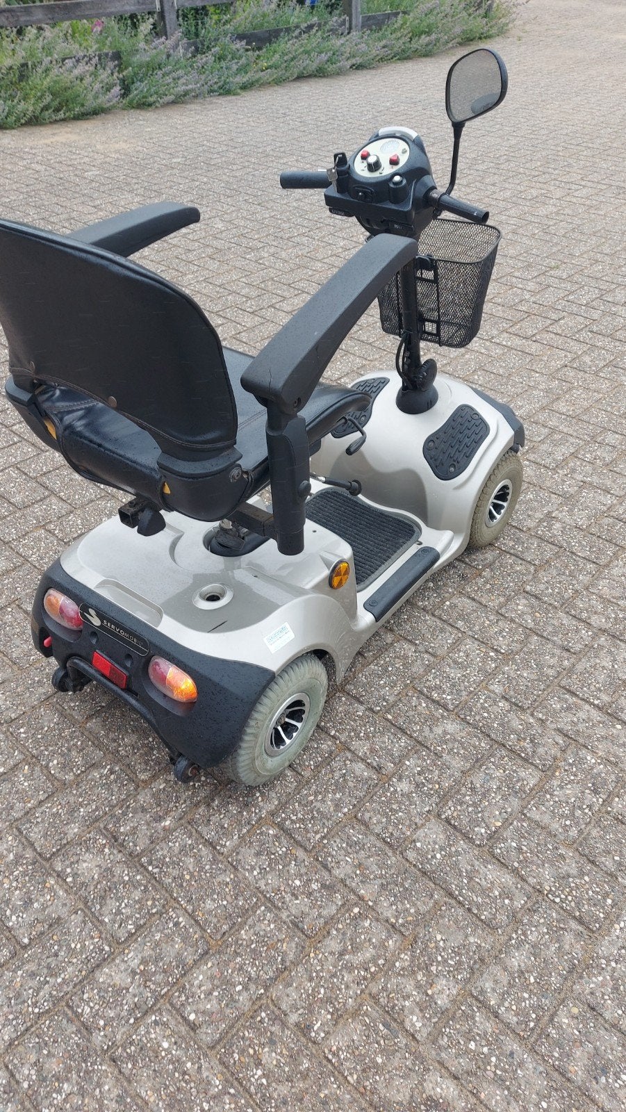 scootmobiel merk Servomobiel, Ophalen