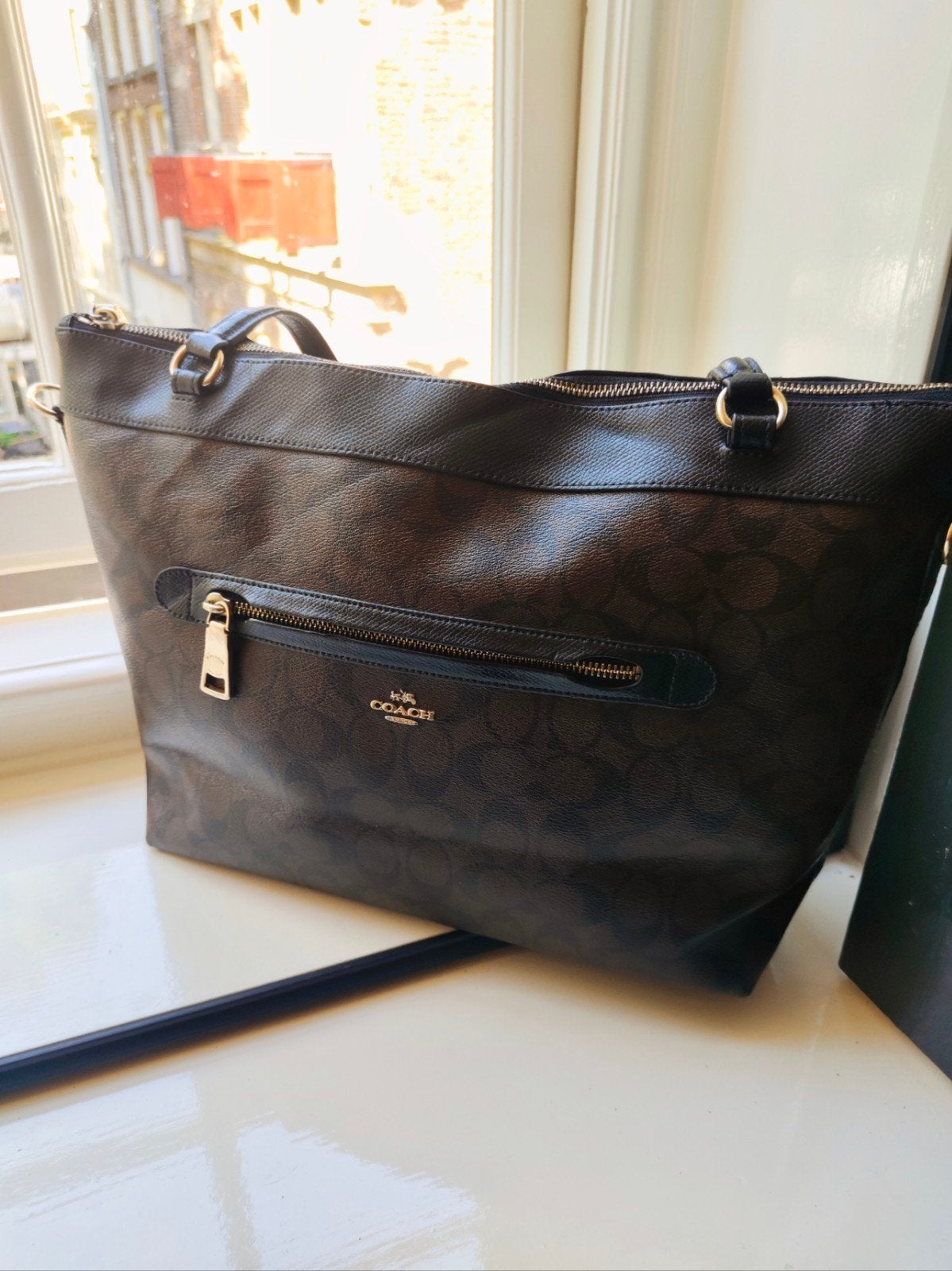 Coach Black and Brown Signature-draagtas, Ophalen of Verzenden, Zo goed als nieuw, Bruin, Handtas