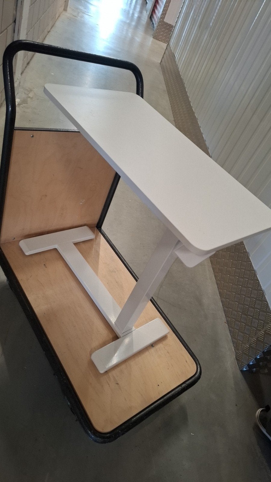 Verstelbaar bureau tafel IKEA, Ophalen of Verzenden, Zo goed als nieuw