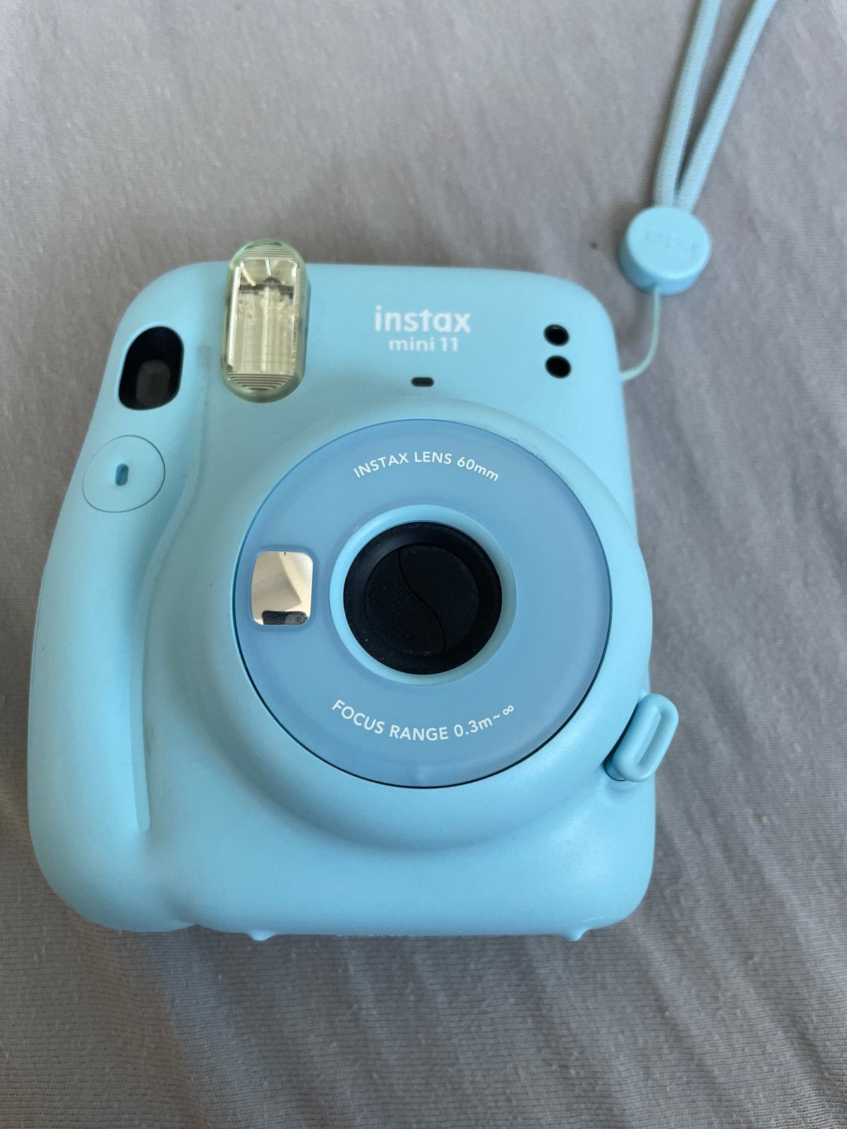 Instax Mini 11 Instant Camera - Lichtblauw, Ingebouwde flitser, Instant camera, Ophalen of Verzenden, Zo goed als nieuw