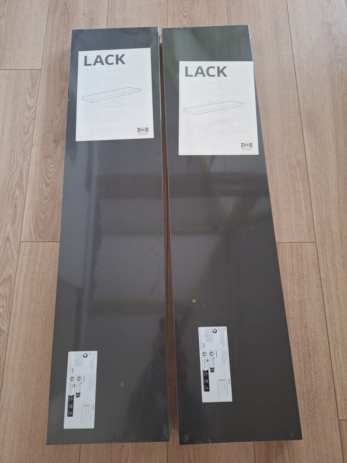 2x IKEA LACK wandplank zwart, nieuw in verpakking, Huis en Inrichting, Woonaccessoires | Wandplanken en Boekenplanken, Ophalen
