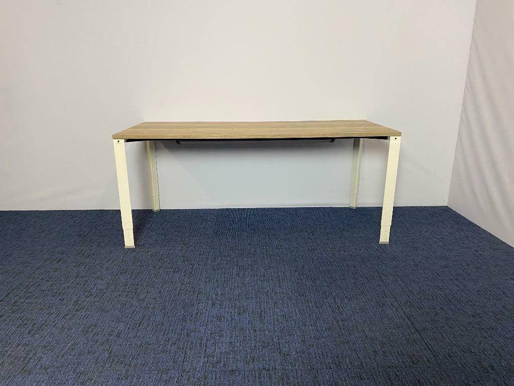 21 x Bureau Ahrend 700 (slinger), nieuw blad, 180 x 80 cm., Ophalen, Gebruikt, 180 cm, Computerbureau