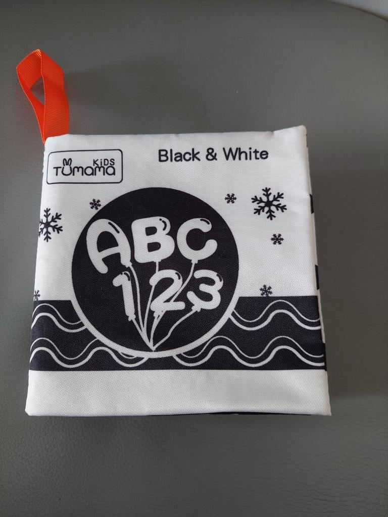 Tumama Kids Black & White stoffen boekje, Ophalen of Verzenden, Nieuw, Overige typen