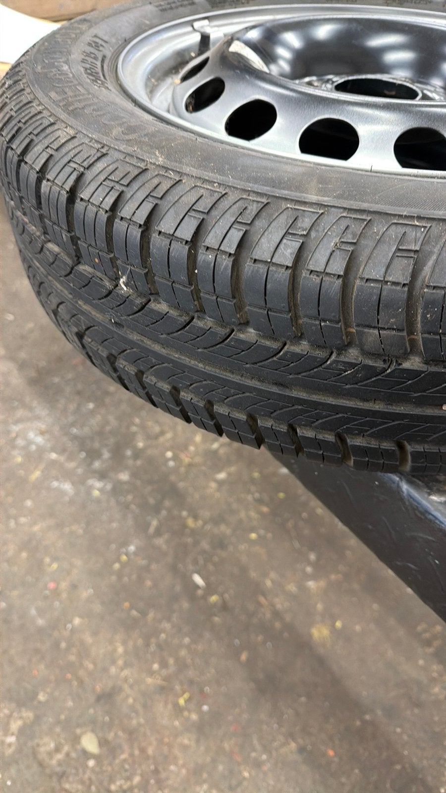 Band 175 65 15     met velg steek 4x114,3 volvo v40 s40, Ophalen, ., Zo goed als nieuw, .